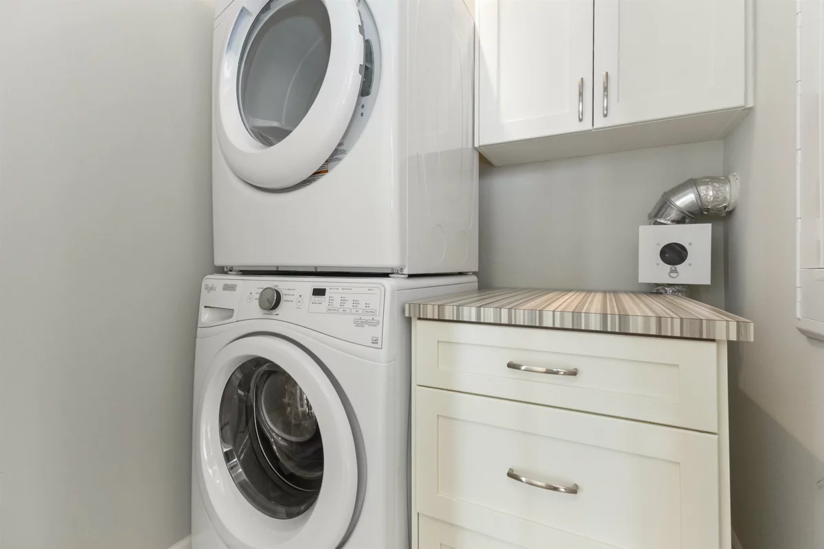 Mudroom Photo of 2206 2180 Gladwin Road, Abbotsford, BC