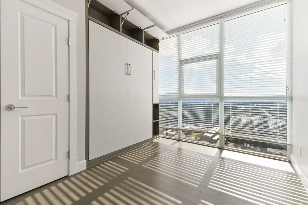 Staircase Photo of 2206 2180 Gladwin Road, Abbotsford, BC