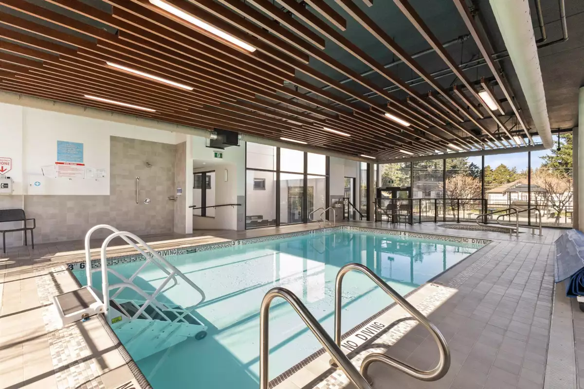 Swimming Pool Photo of 2206 2180 Gladwin Road, Abbotsford, BC