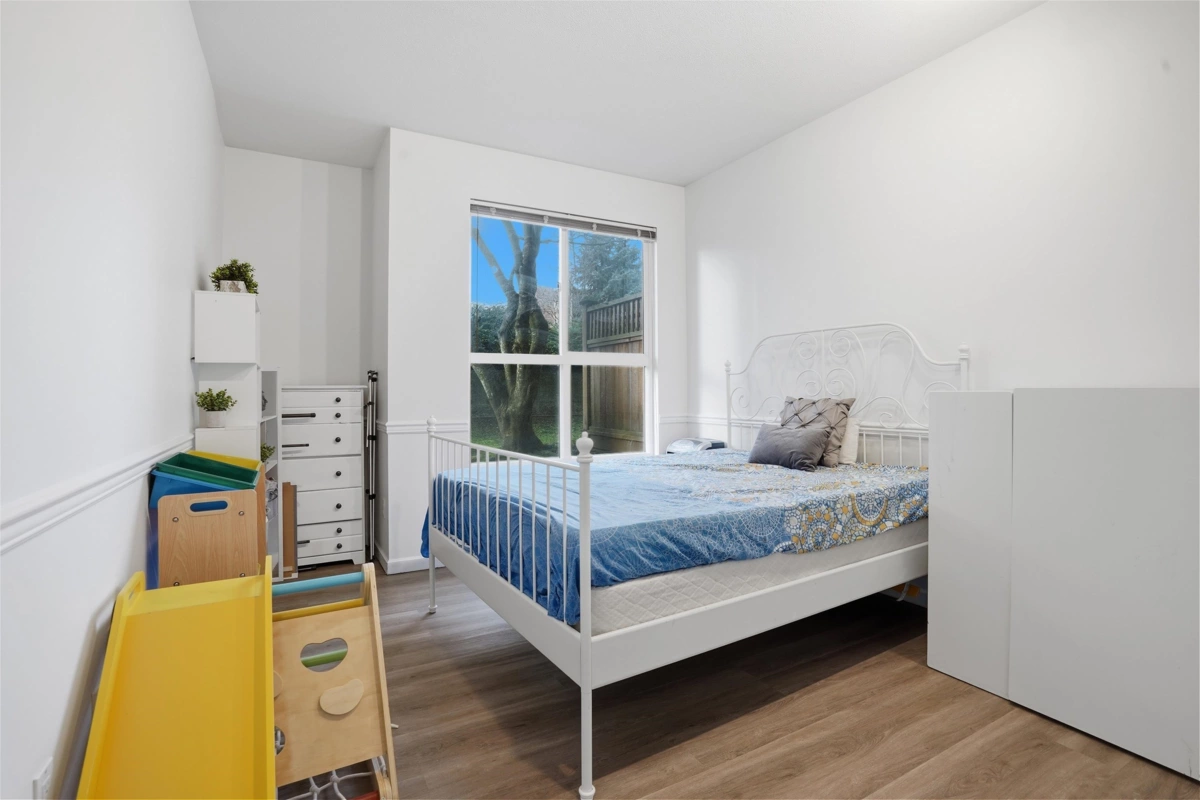 Bedroom 4 Photo of 110 14981 101a Avenue, Surrey, BC