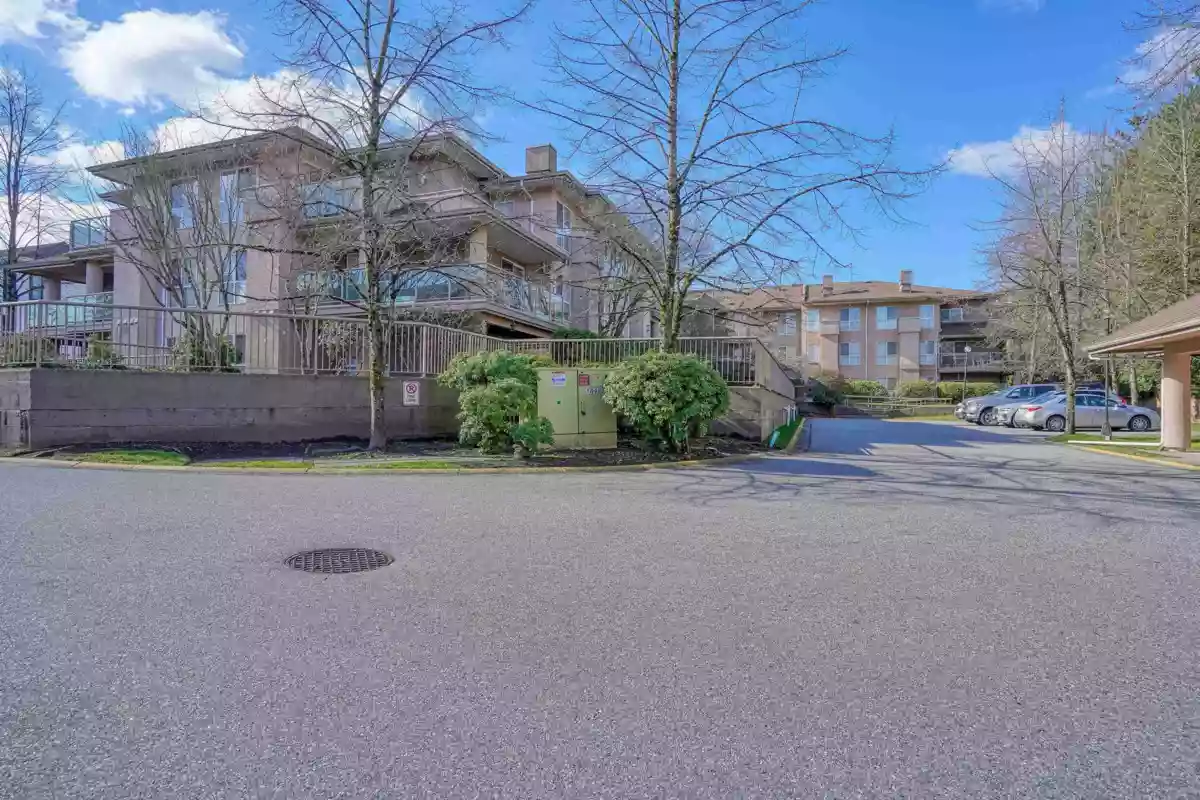 Community Amenities Photo (Clubhouse) of 110 14981 101a Avenue, Surrey, BC