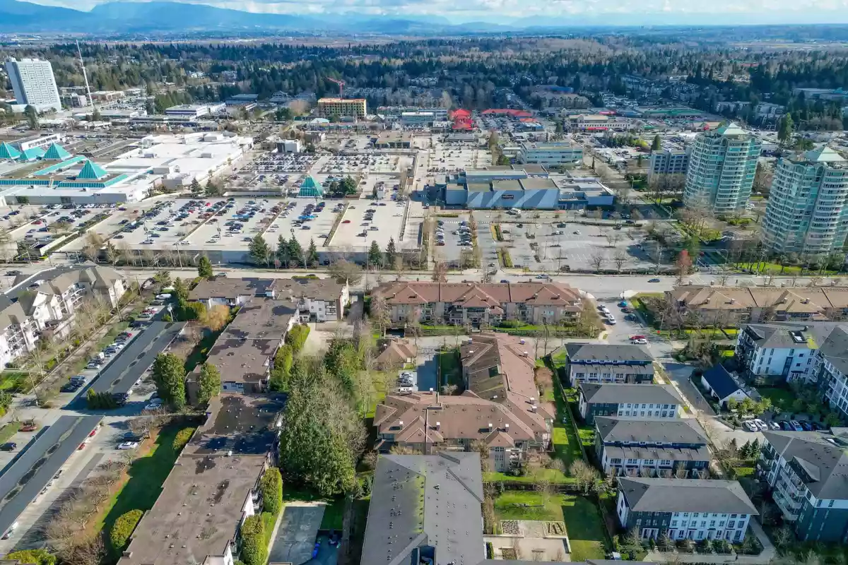 Laundry Room Photo of 110 14981 101a Avenue, Surrey, BC