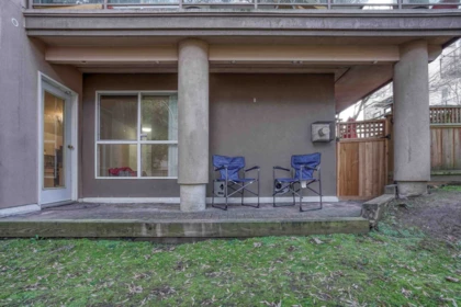 Staircase Photo of 110 14981 101a Avenue, Surrey, BC