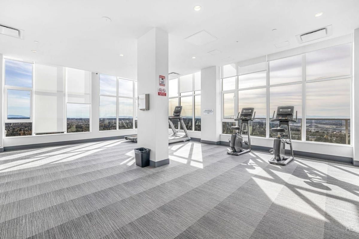 Powder Room Photo of 913 13350 Central Avenue, Surrey, BC