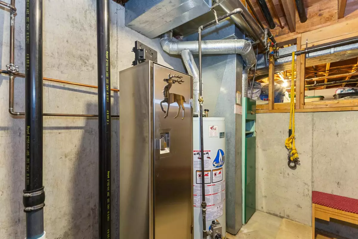 Front Yard Photo of 34654 Dunsmuir Court, Abbotsford, BC