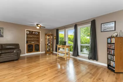 Primary Bedroom Photo of 34654 Dunsmuir Court, Abbotsford, BC