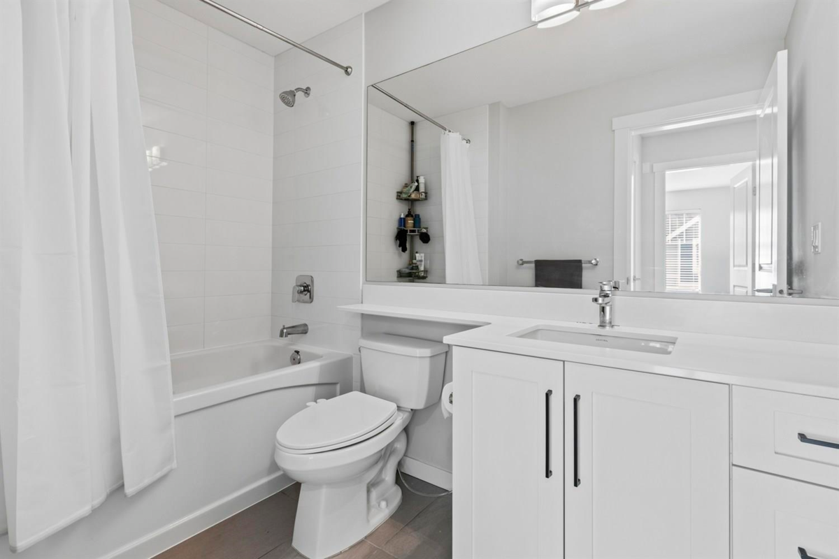 Garage Interior Photo of 14 15717 Mountain View Drive, Surrey, BC