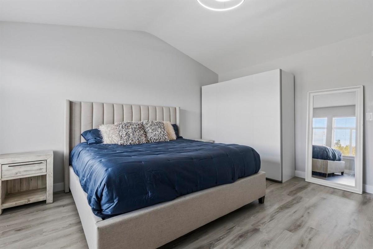 Office / Den Photo of 14 15717 Mountain View Drive, Surrey, BC