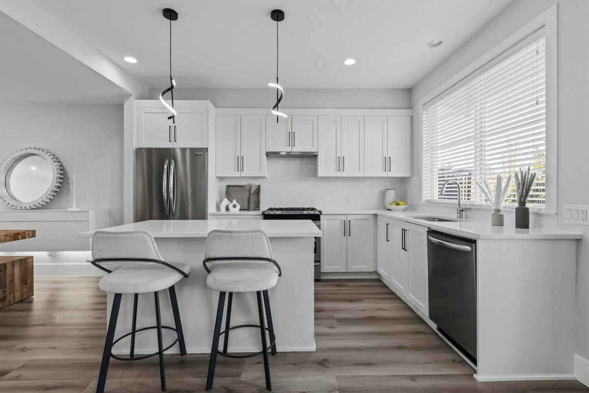 Pantry Photo of 14 15717 Mountain View Drive, Surrey, BC