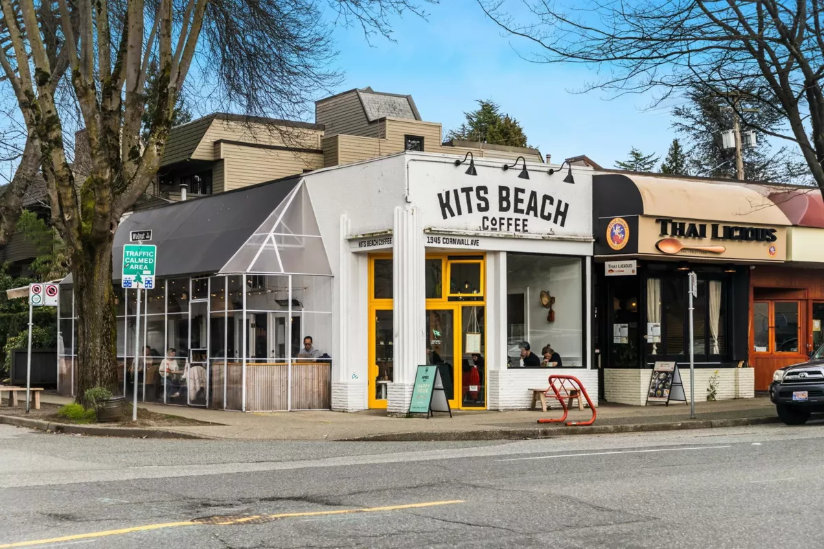 Aerial View of 406 2181 W 12th Avenue, Vancouver, BC