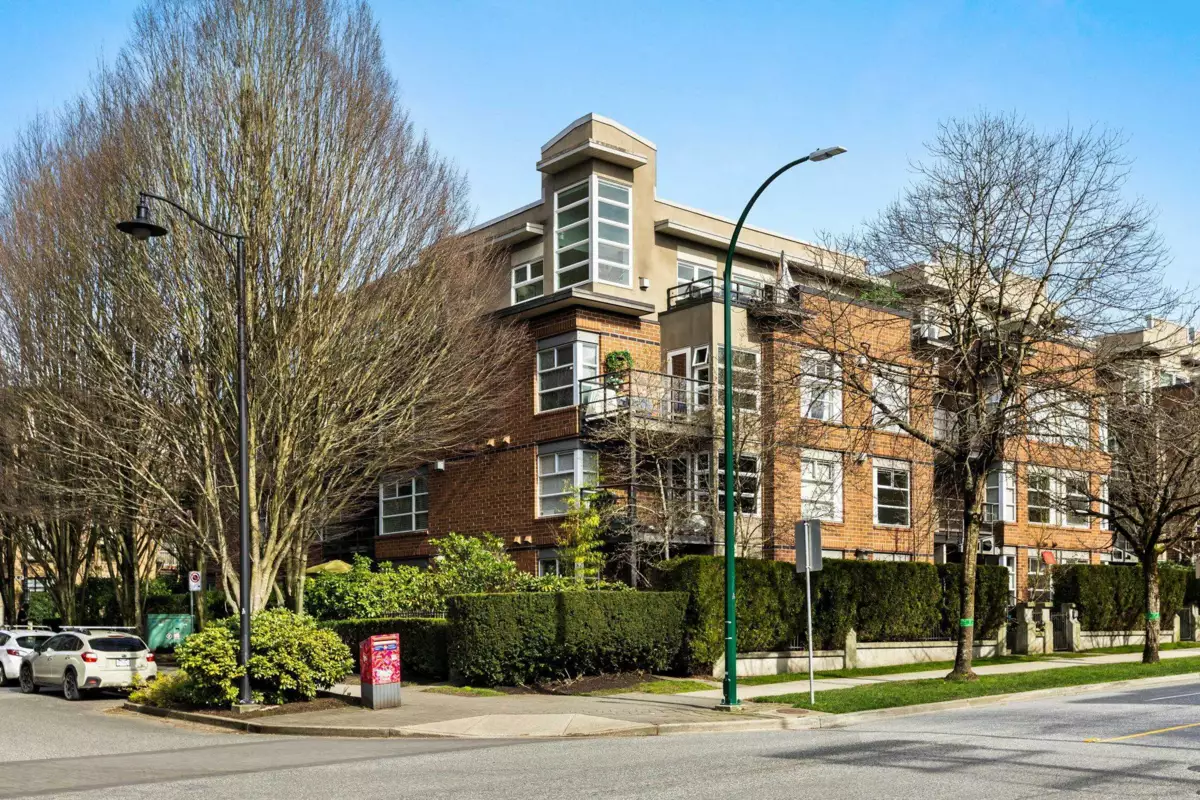Outdoor Patio Photo of 406 2181 W 12th Avenue, Vancouver, BC