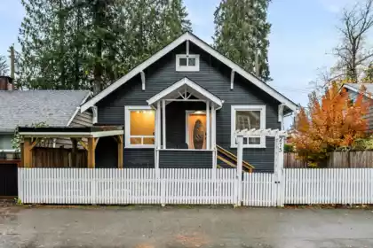 Swimming Pool Photo of 275 Fir Street, Cultus Lake, BC
