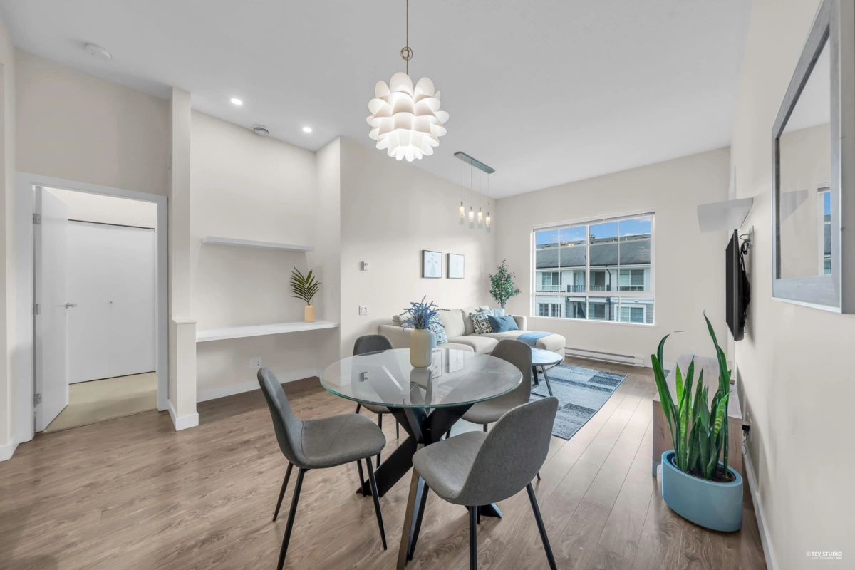 Bedroom 2 Photo of 412 545 Foster Avenue, Coquitlam, BC
