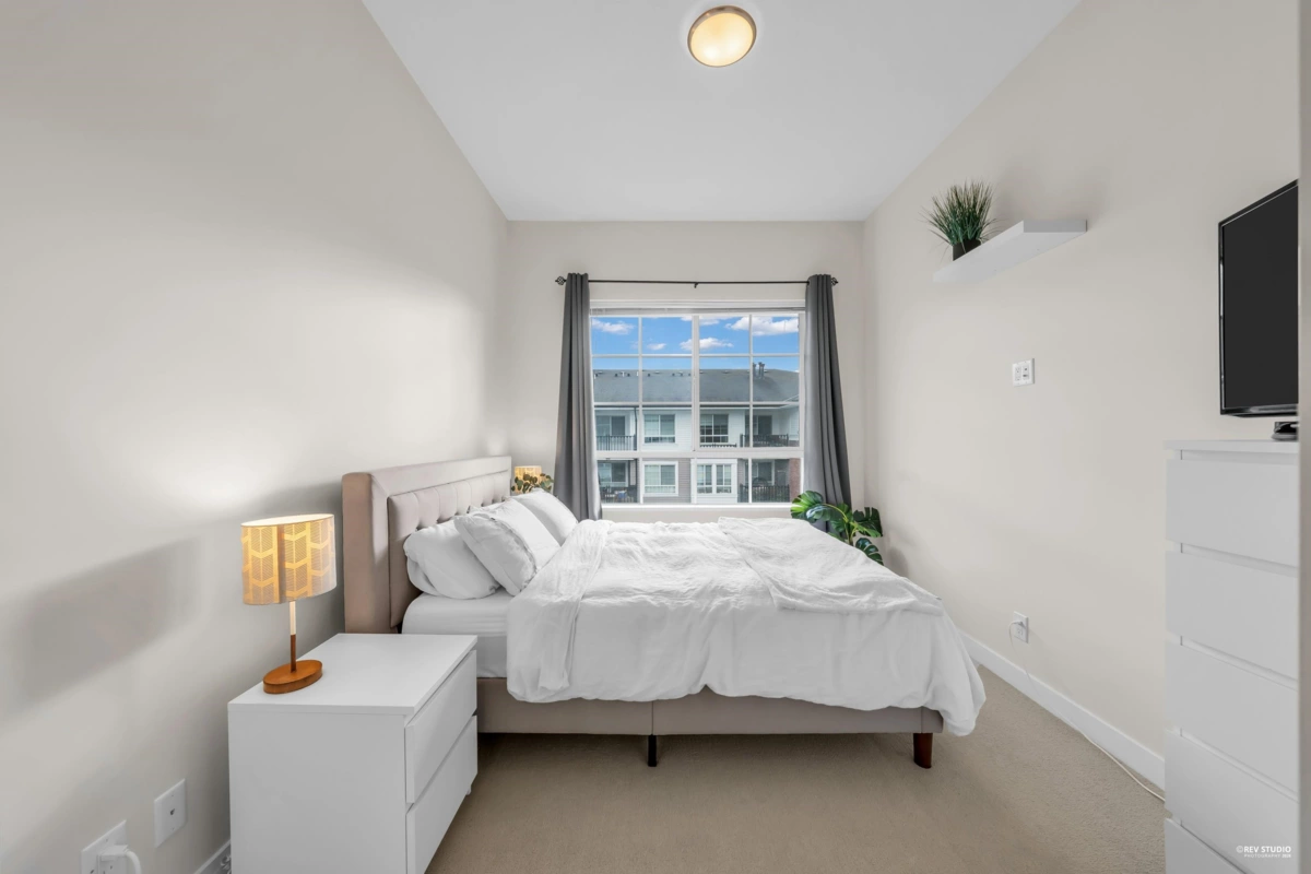 Bedroom 4 Photo of 412 545 Foster Avenue, Coquitlam, BC
