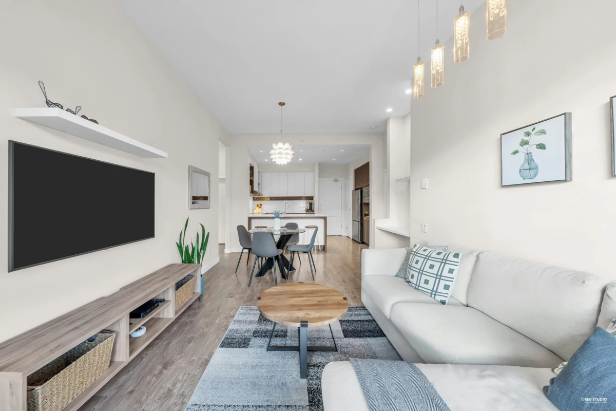 Family Room Photo of 412 545 Foster Avenue, Coquitlam, BC