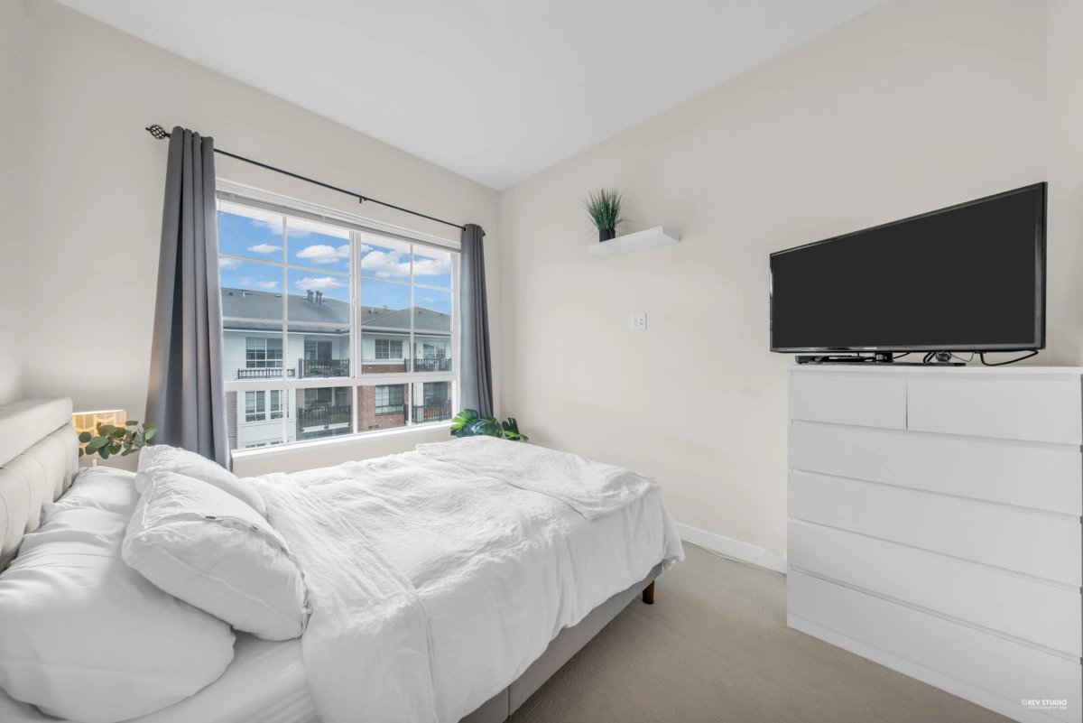 Guest Bathroom Photo of 412 545 Foster Avenue, Coquitlam, BC