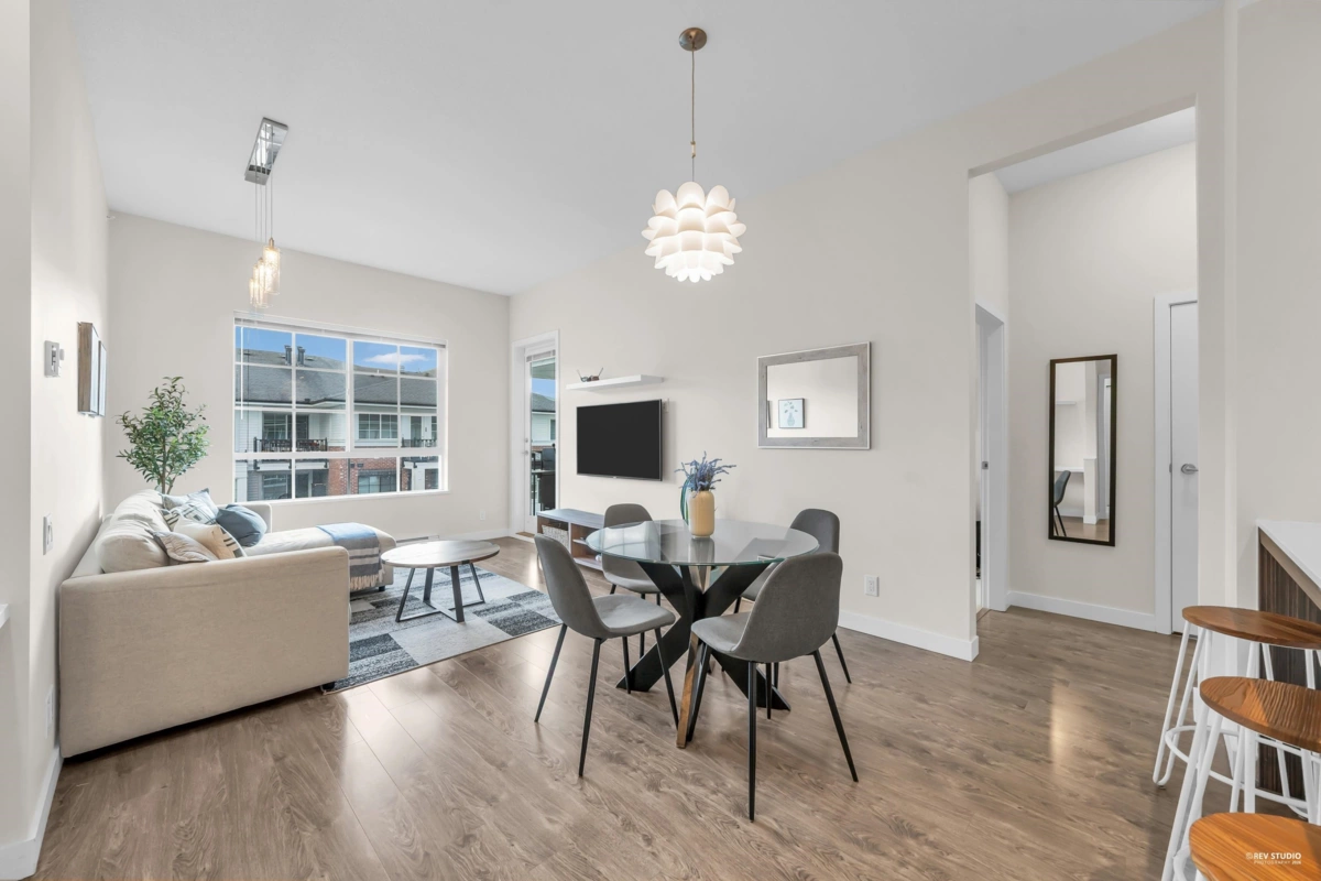 Kitchen Photo of 412 545 Foster Avenue, Coquitlam, BC