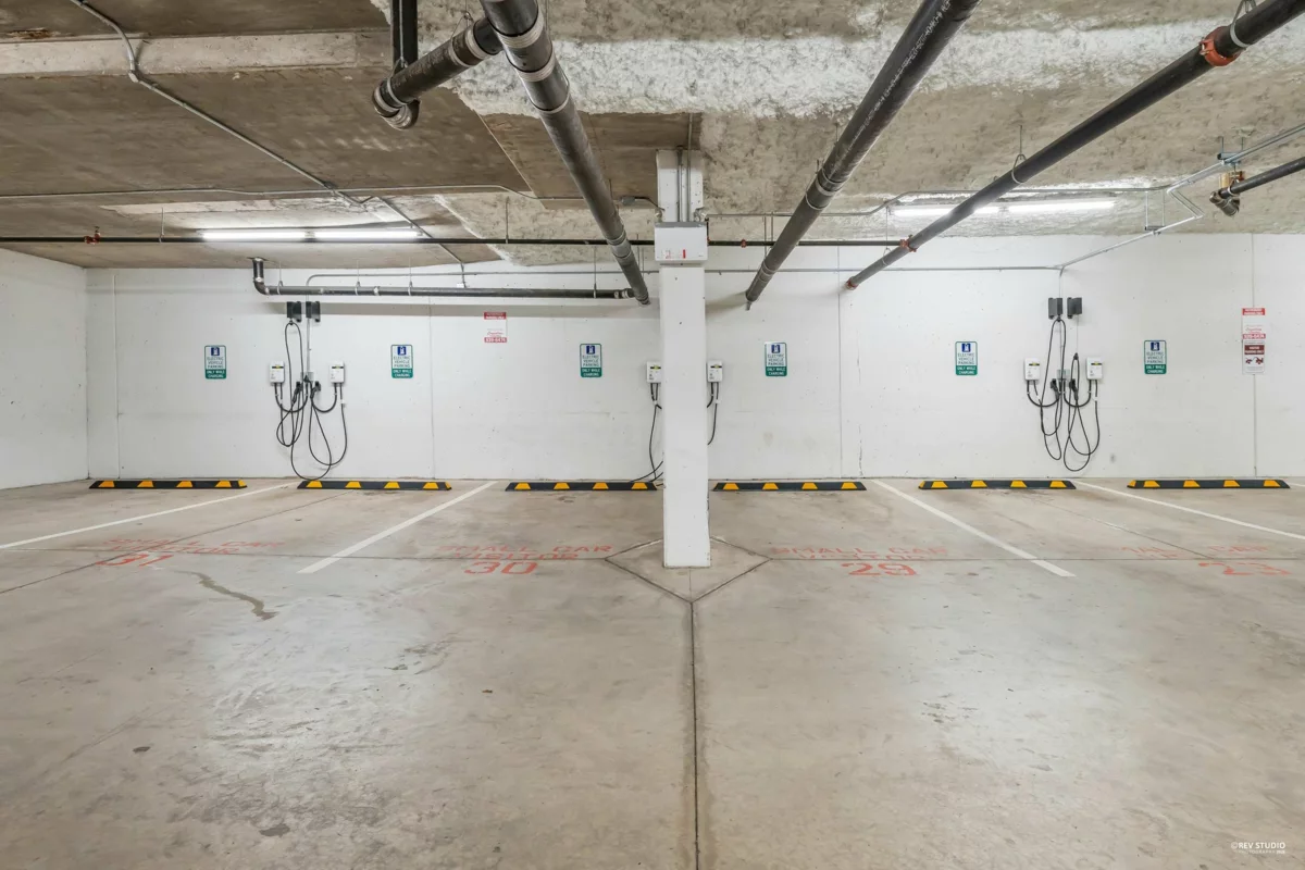 Outdoor Patio Photo of 412 545 Foster Avenue, Coquitlam, BC