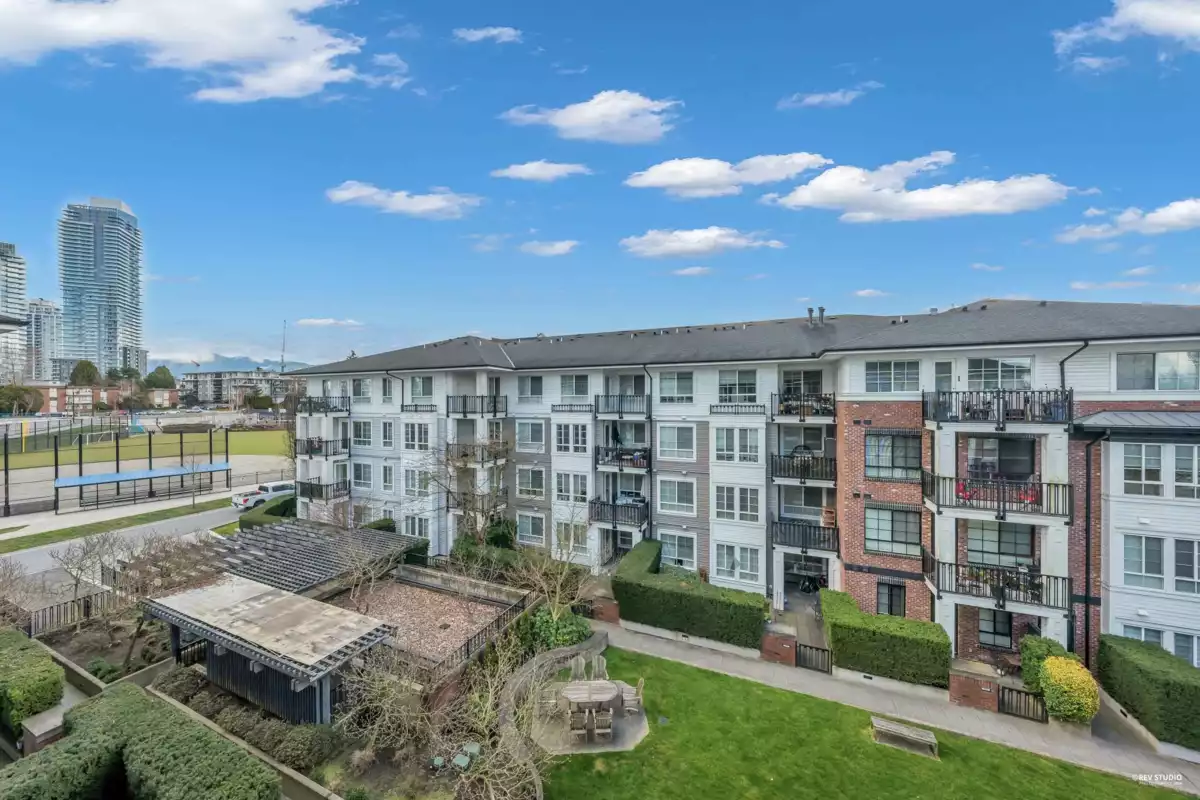 Staircase Photo of 412 545 Foster Avenue, Coquitlam, BC