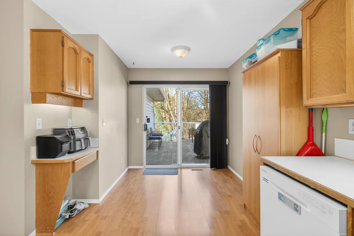 Guest Bathroom Photo of 22475 Streng Avenue, Maple Ridge, BC