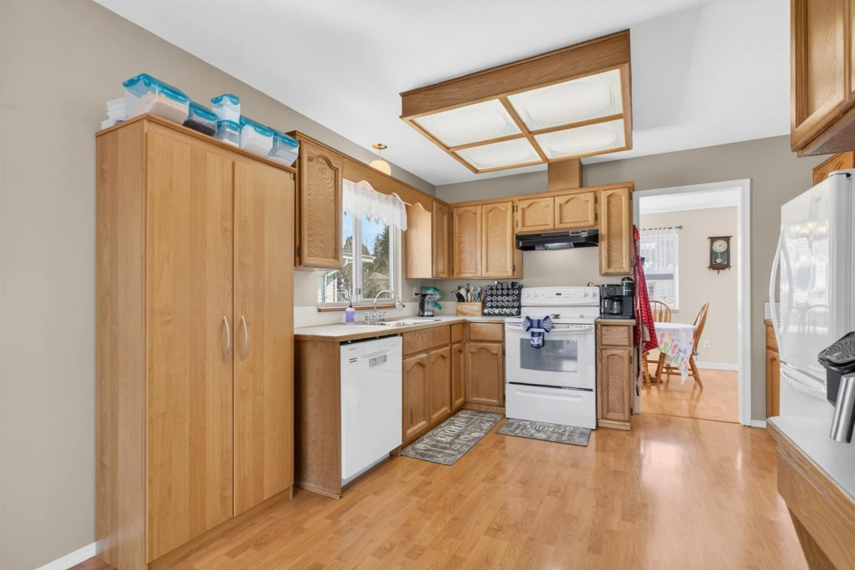 Powder Room Photo of 22475 Streng Avenue, Maple Ridge, BC