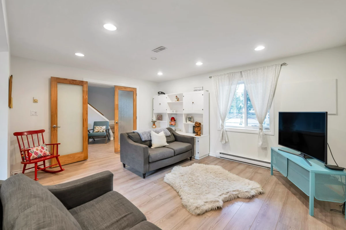 Entry Foyer Photo of 1734 196 Street, Langley, BC