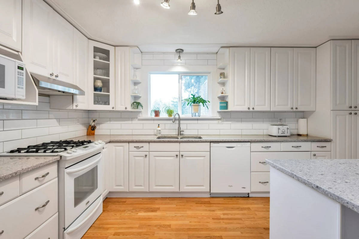 Primary Bathroom Photo of 1734 196 Street, Langley, BC