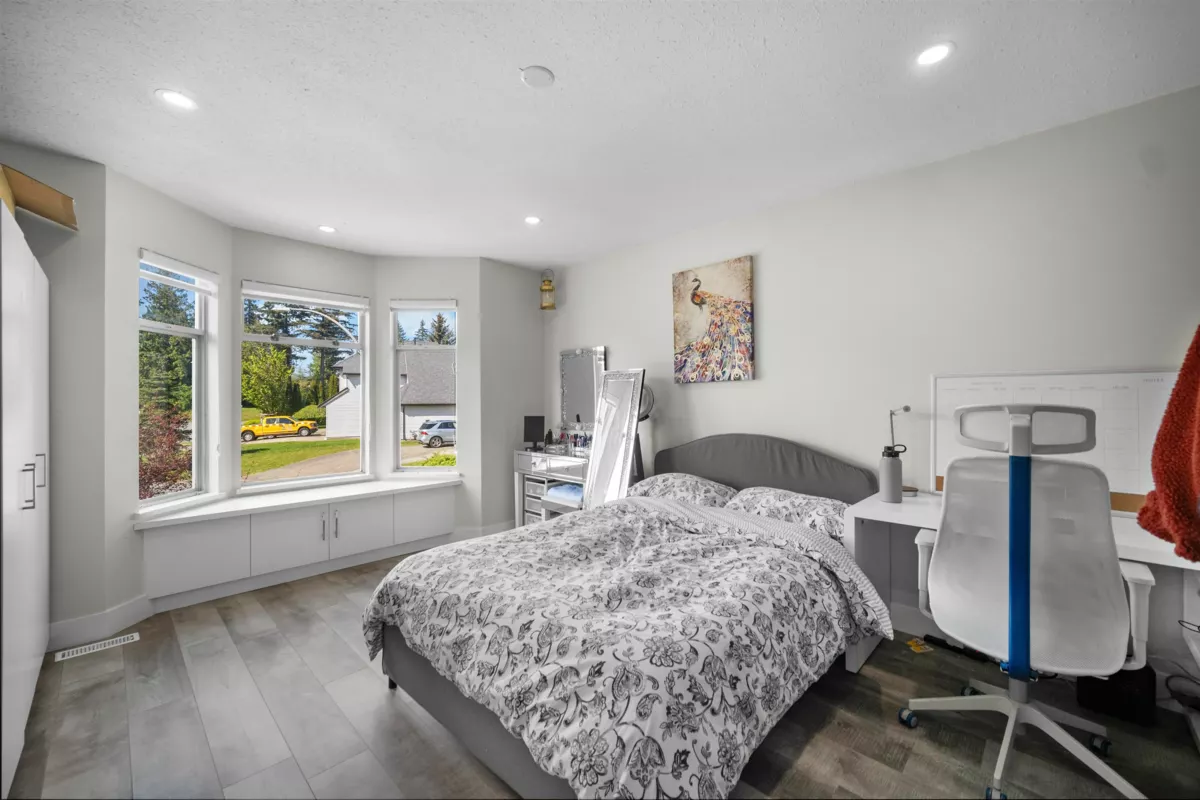 Powder Room Photo of 5258 197 Street, Langley, BC