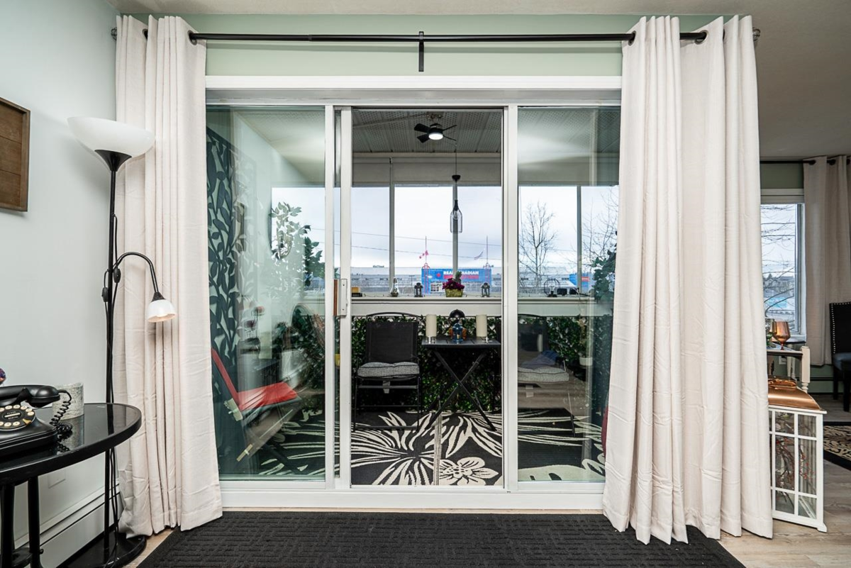 Hallway Photo of 306 32823 Landeau Place, Abbotsford, BC