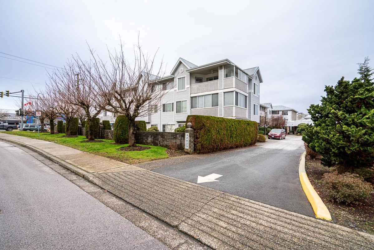 Playground / Recreational Area Near 306 32823 Landeau Place, Abbotsford, BC