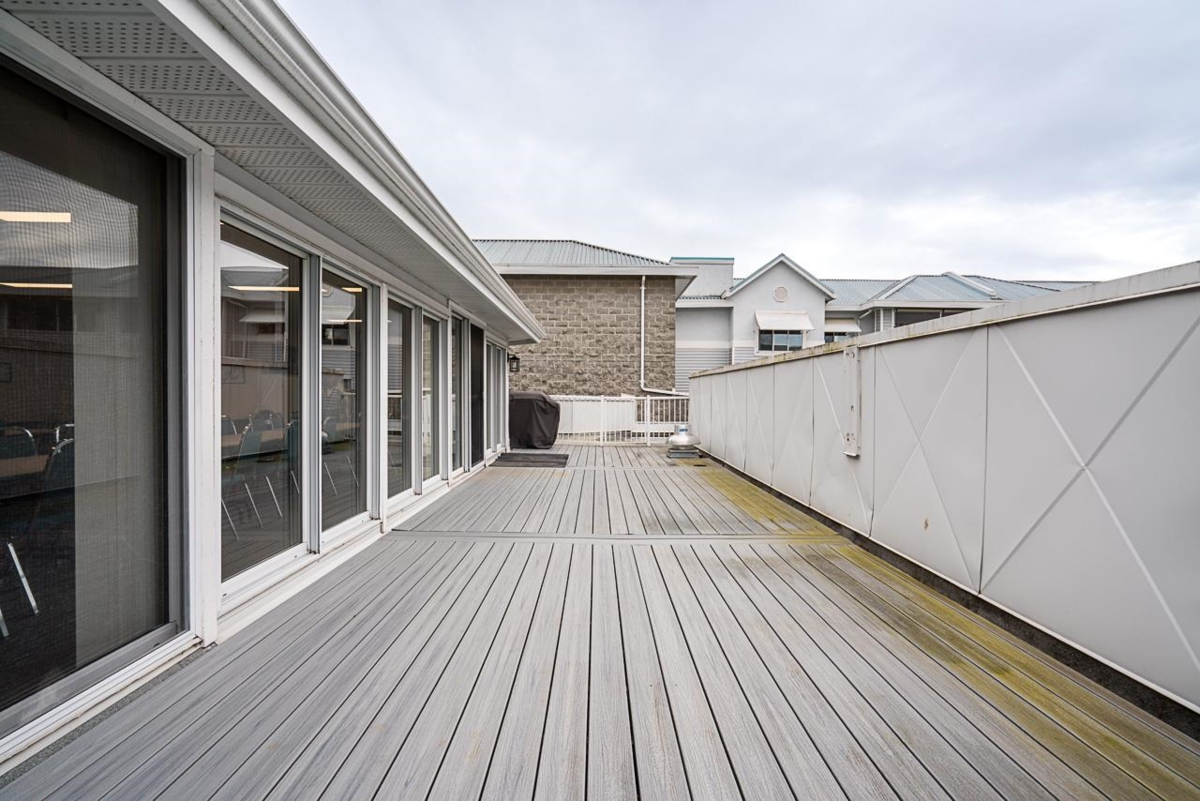 Swimming Pool Photo of 306 32823 Landeau Place, Abbotsford, BC