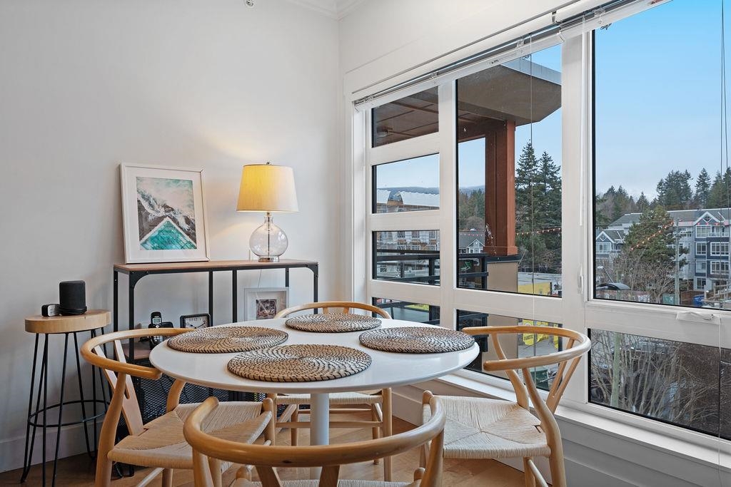 Family Room Photo of 403 857 W 15th Street, North Vancouver, BC