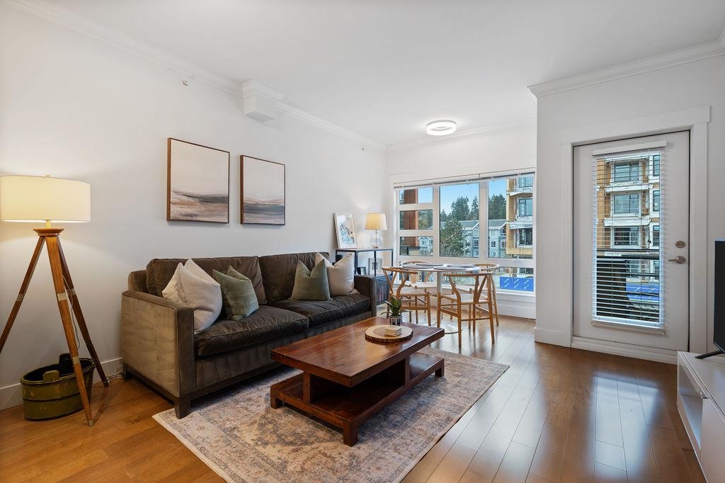 Living Room Photo of 403 857 W 15th Street, North Vancouver, BC