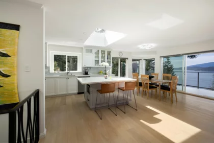 Breakfast Nook Photo of 250 Kelvin Grove Way, Lions Bay, BC