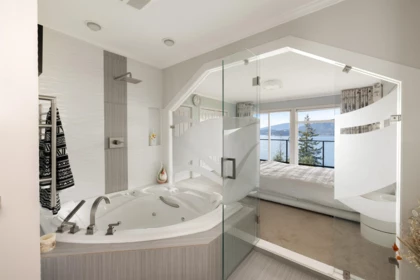Loft / Bonus Room Photo of 250 Kelvin Grove Way, Lions Bay, BC