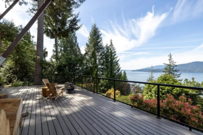 Outdoor Deck Photo of 250 Kelvin Grove Way, Lions Bay, BC