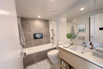 502 13745 George Junction, Surrey, BC, Surrey — Apartment/Condo for sale