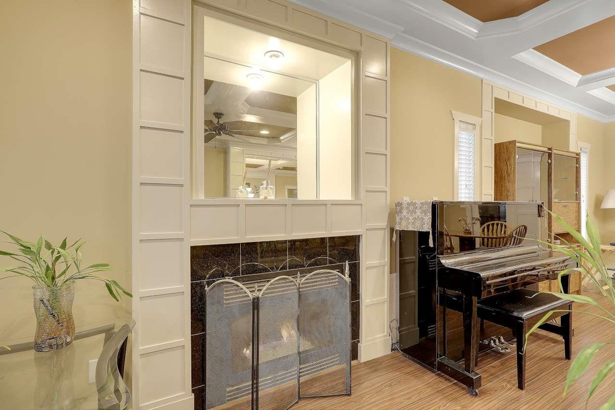 Dining Area Photo of 10047 129 Street, Surrey, BC