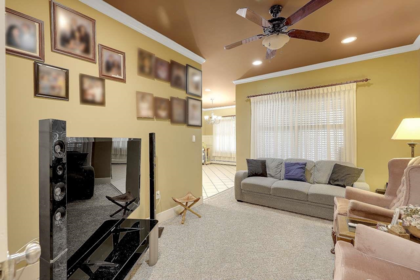 Office / Den Photo of 10047 129 Street, Surrey, BC