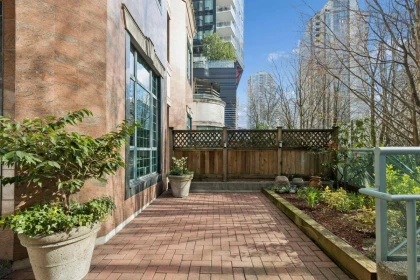 Primary Bedroom Photo of 104 293 Smithe Street, Vancouver, BC