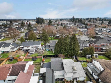 Primary Bedroom Photo of 7273 130 Street, Surrey, BC