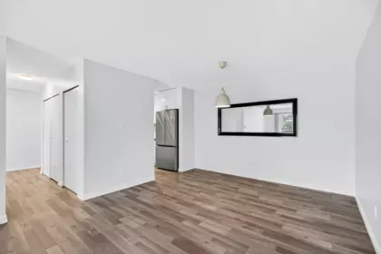 Breakfast Nook Photo of 203 12890 17 Avenue, Surrey, BC