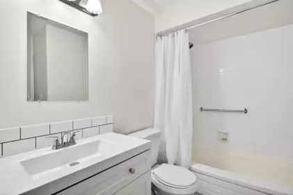 Powder Room Photo of 203 12890 17 Avenue, Surrey, BC