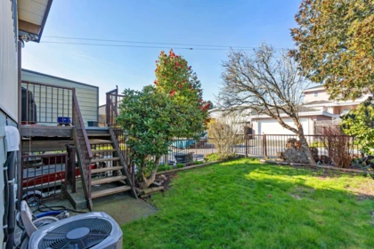 Hot Tub / Spa Photo of 5825 Clinton Street, Burnaby, BC