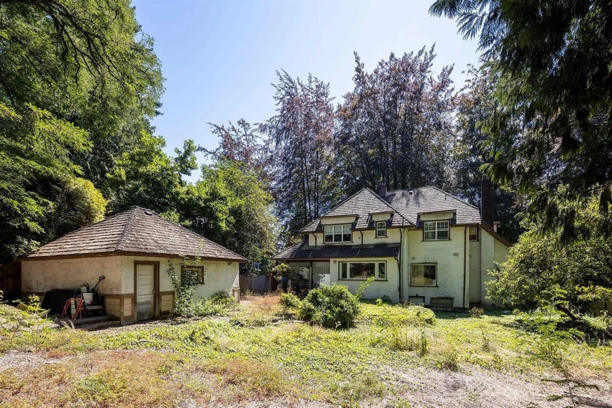 Family Room Photo of 2629 W 49th Avenue, Vancouver, BC