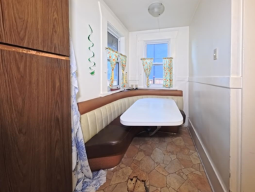 Kitchen Photo of 5570 Balaclava Street, Vancouver, BC
