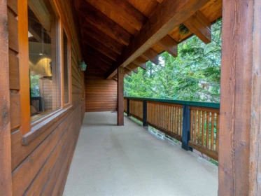 Hot Tub / Spa Photo of 9297 Lakeshore Drive, Whistler, BC