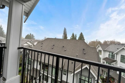 Backyard Photo of 7 5132 Canada Way, Burnaby, BC