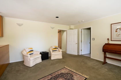 Basement Recreation Room Photo of 2556 Lower Road, Roberts Creek, BC