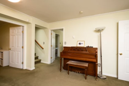 Office / Den Photo of 2556 Lower Road, Roberts Creek, BC